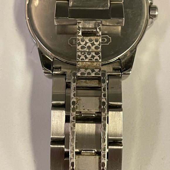 100% Auth Coach Watch - Picture 10 of 16